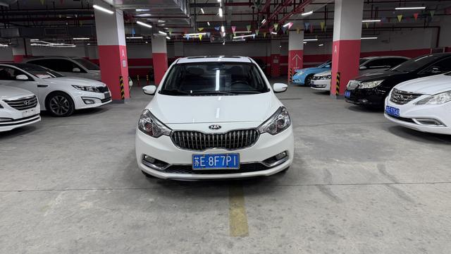 起亚 起亚K3新能源 2015 汽车图片 #4