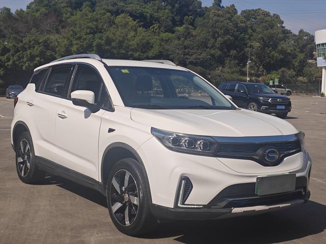 GAC ix4 2019 #4 GAC ix4 2019 car image #4