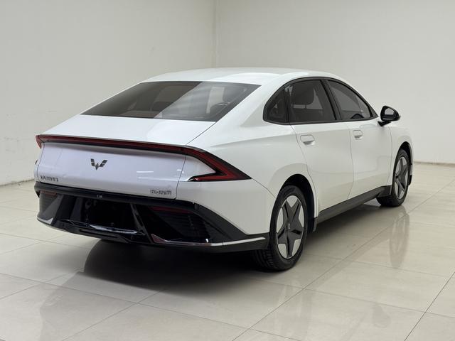 五菱汽车 五菱E5 2024 汽车图片 #4