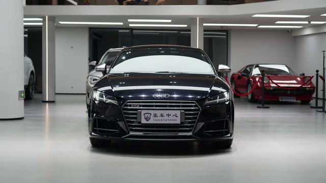 Audi TTS 2017 #4 Audi TTS 2017 car image #4