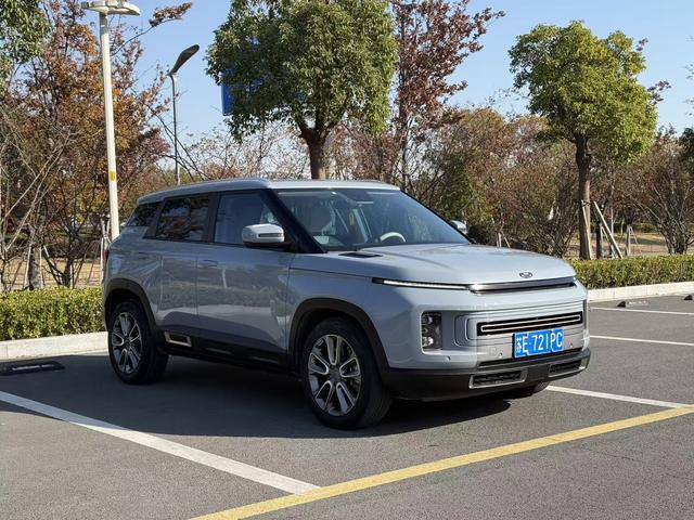 GEELY ICON 2022 car image #4