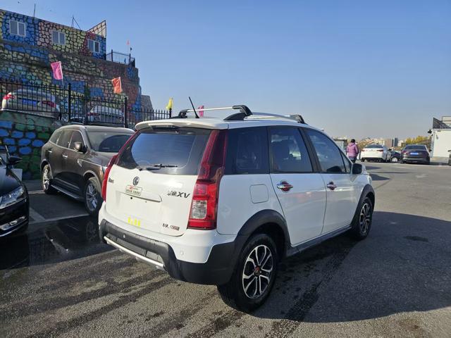 Forthing JOYEAR XV 2015 صورة سيارة #4