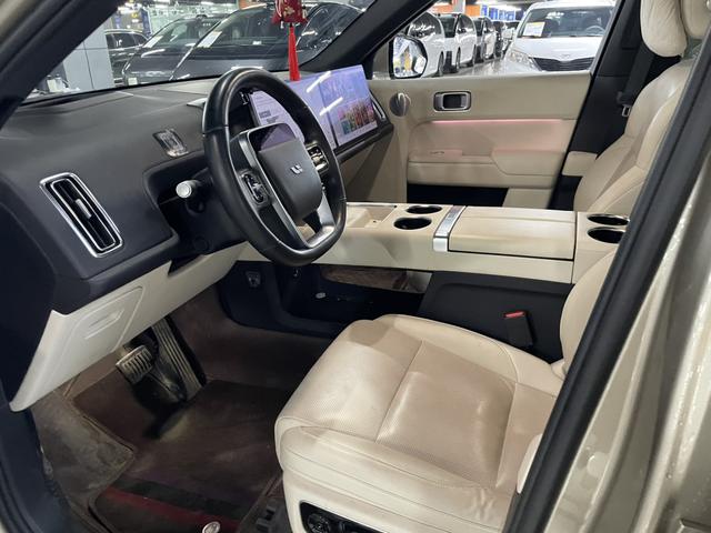 Li L8 2023 изображение автомобиля #4