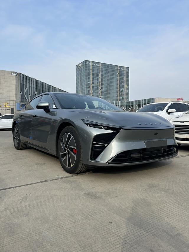 Exceed Stellar Era ES 2025 #4 Exceed Stellar Era ES 2025 imagen de coche #4