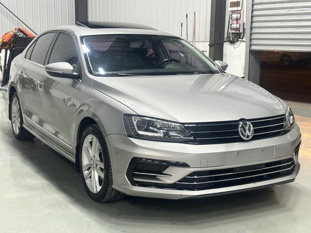 Volkswagen Sagitar 2019 immagine di auto #4