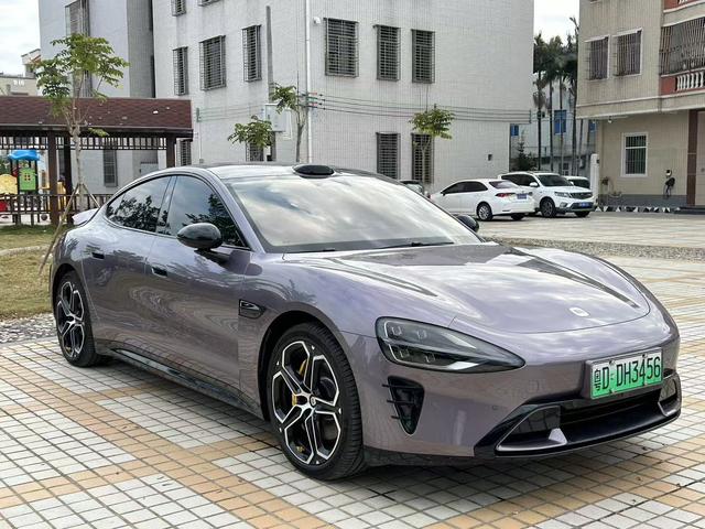 MI SU7 2025 car image #4