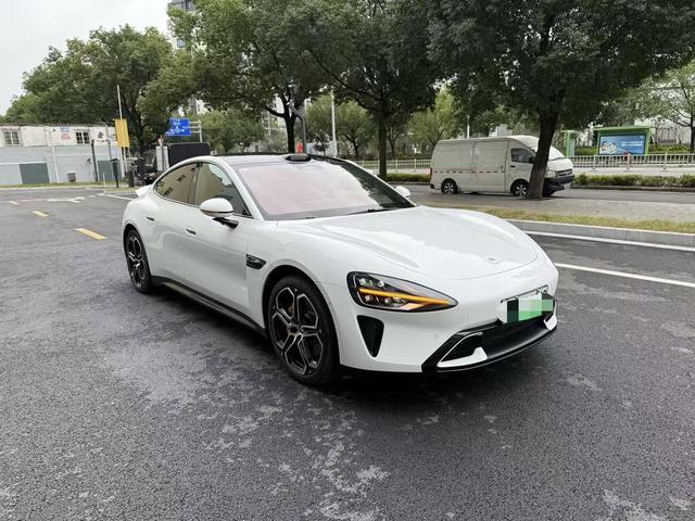 MI 2025 car image #4