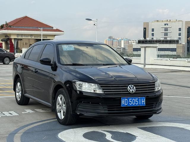 Volkswagen Lavida 2015 car image #4