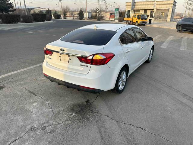 Kia K3 2016 car image #4