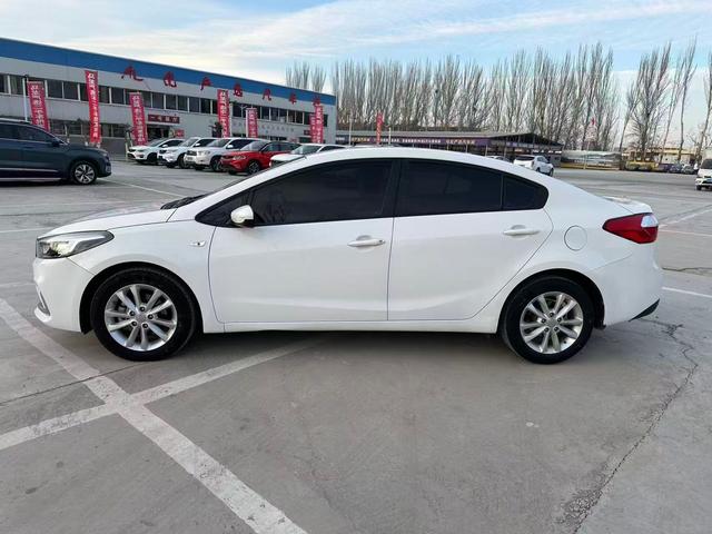 Kia K3 2018 car image #4