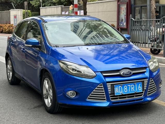 Ford Focus 2013 #4 Ford Focus 2013 car image #4