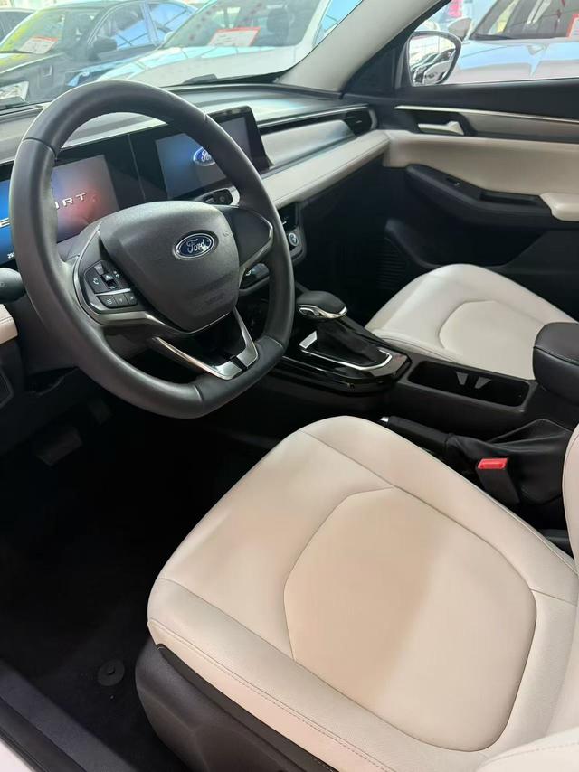 Ford Escort 2021 #4 Ford Escort 2021 car image #4