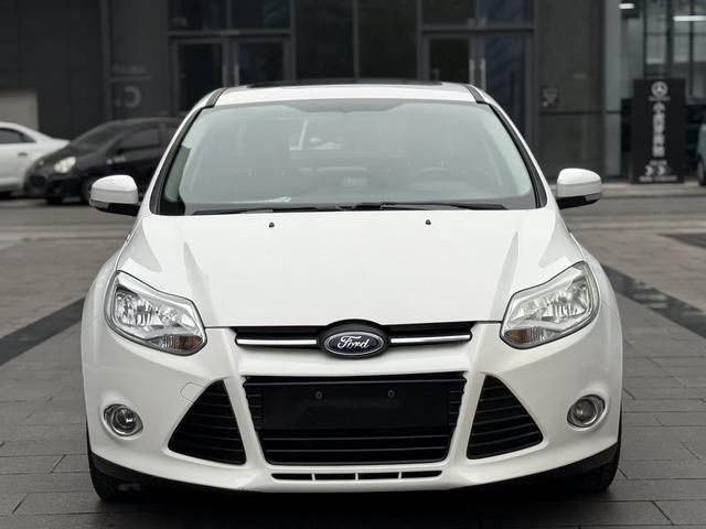 Ford Focus 2014 #4 Ford Focus 2014 car image #4