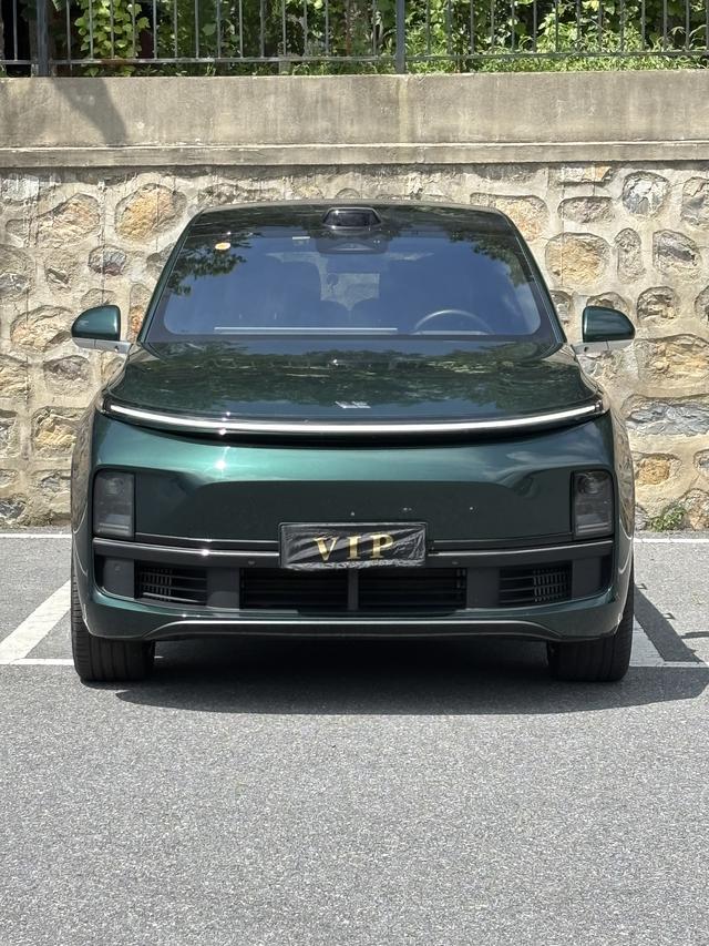 Li L8 2022 изображение автомобиля #4