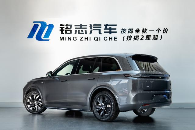 Li L8 2023 изображение автомобиля #4