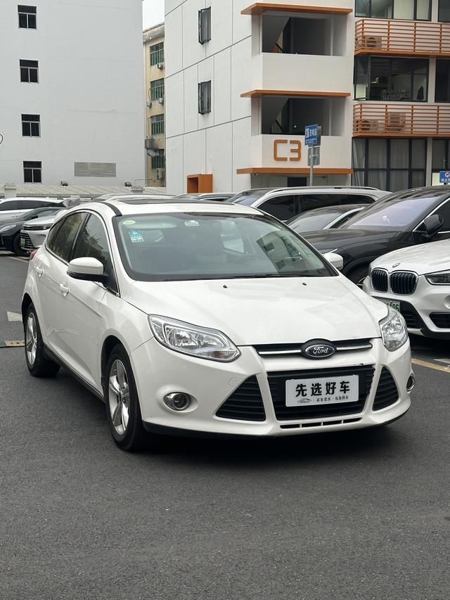 Ford Focus 2014 #4 Ford Focus 2014 car image #4