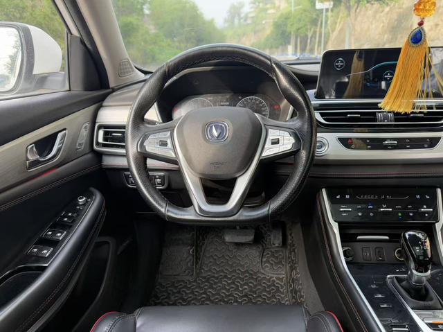 长安 长安CS75 2018 汽车图片 #4