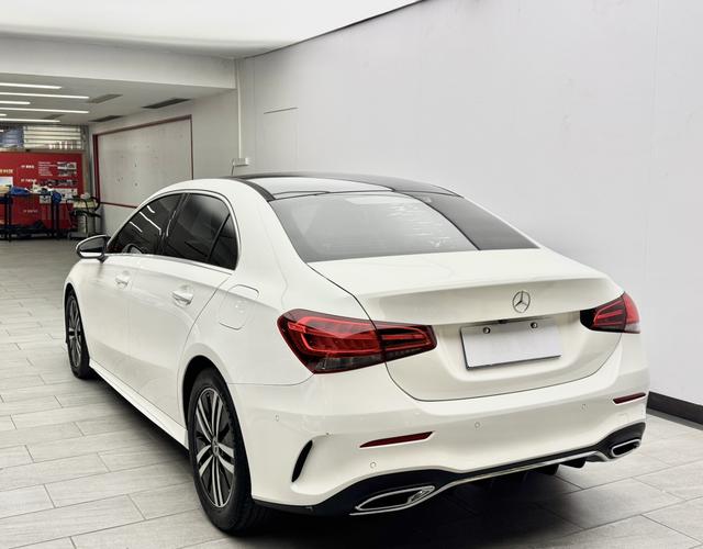Mercedes-Benz A Class 2019 car image #4