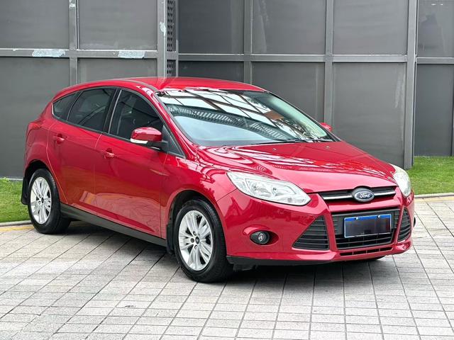 Ford Focus 2013 image de voiture #4
