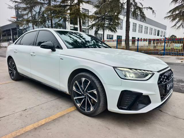 Audi A4L 2023 car image #4