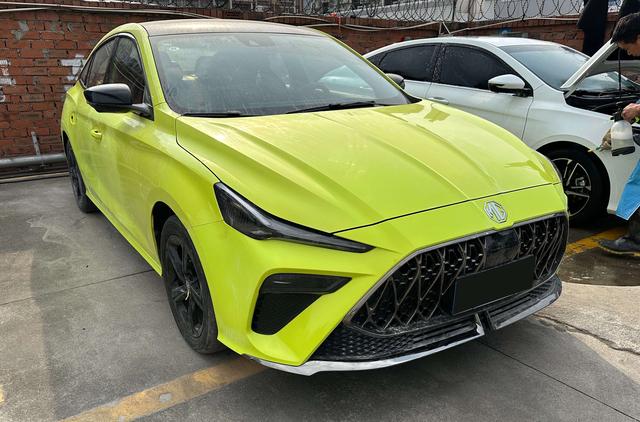 MG 5 Scorpio 2022 car image #4