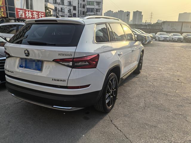 Skoda Kodiaq 2017 car image #4