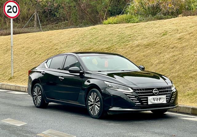 Nissan Teana 2023 car image #4