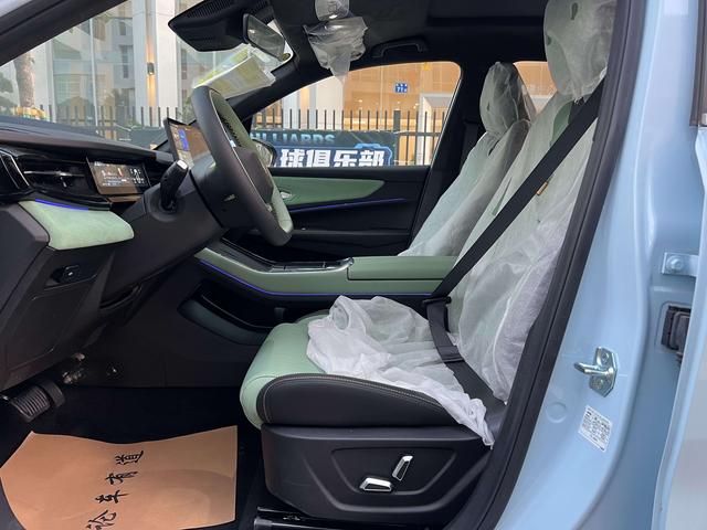 Livan 7 2025 imagen de coche #4