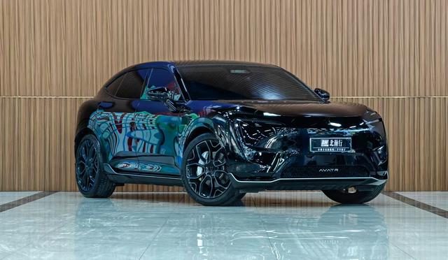 Avatr 11 2023 car image #4