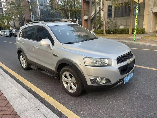Chevrolet Captiva (Imported) 2011 car image #4