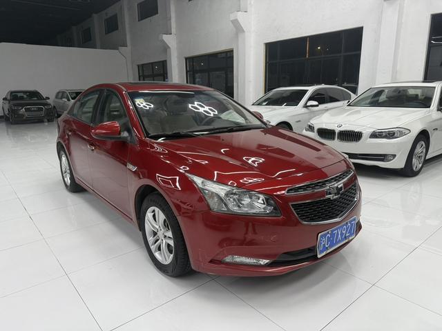 Chevrolet Cruze 2015 immagine di auto #4