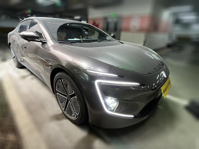 Avatr 12 2023 car image #4