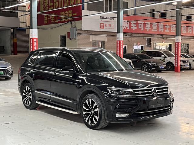 Volkswagen Tiguan L 2020 car image #4