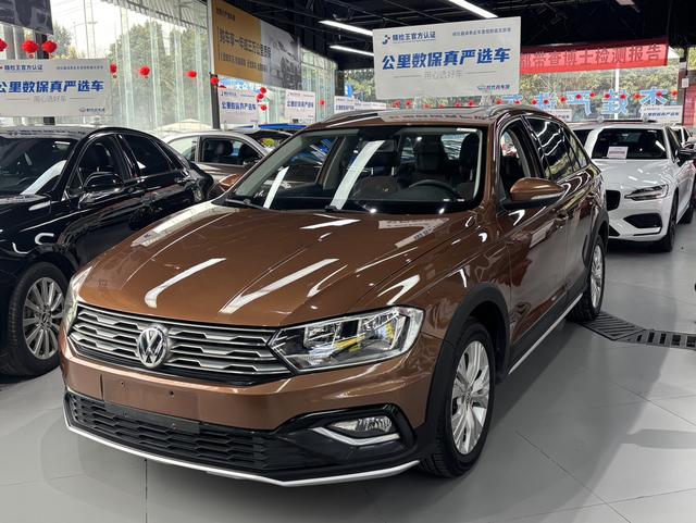 Volkswagen C-Trek 2017 immagine di auto #4