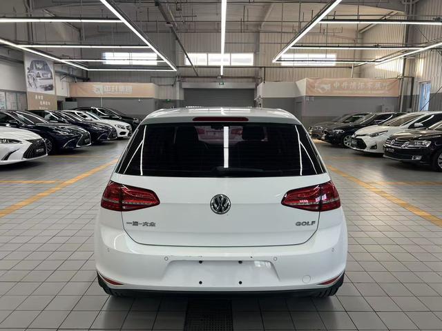 Volkswagen Golf 2016 car image #4