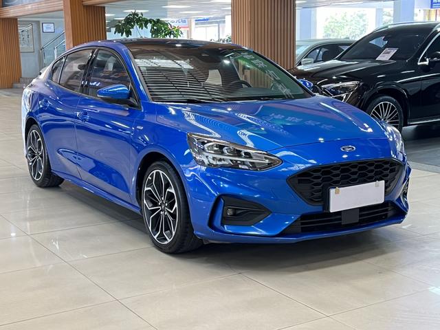 Ford Focus 2020 image de voiture #4