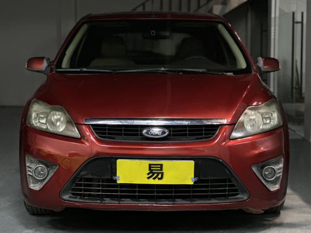 Ford Focus 2012 car image #4