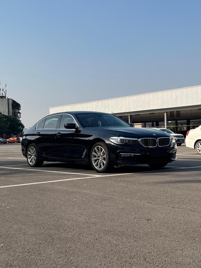 BMW 5 Series 2017 car image #4