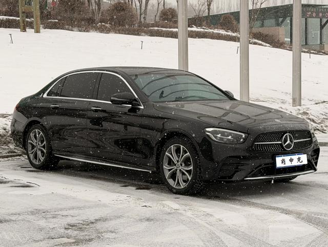 Mercedes-Benz 2022 car image #4