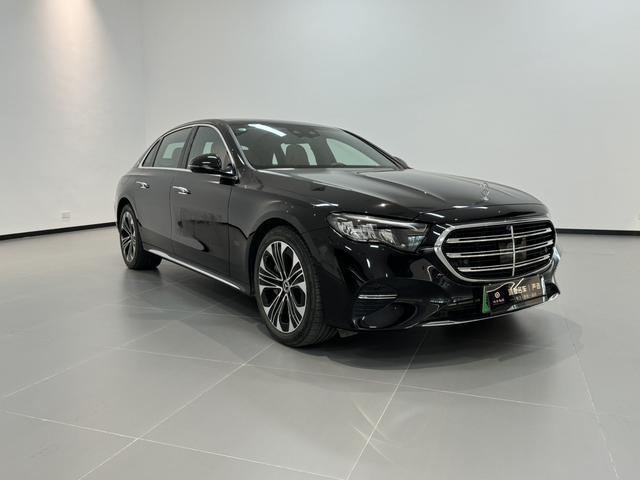 Mercedes-Benz E Class New Energy 2024 car image #4