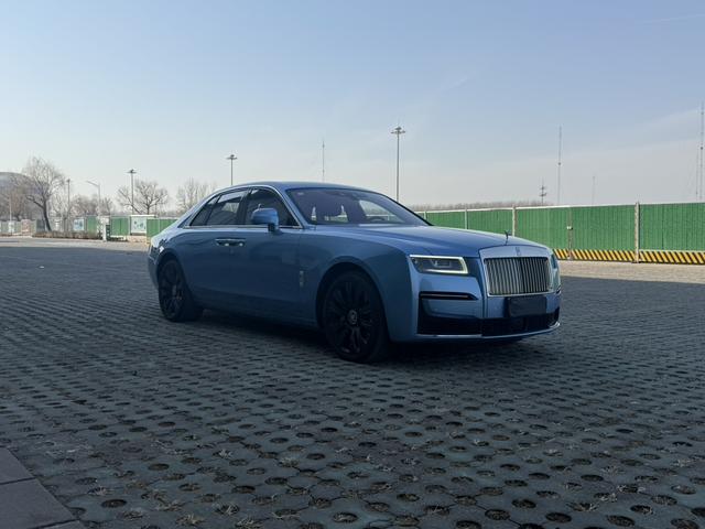 劳斯莱斯 古思特 2023 汽车图片 #4