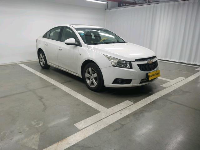 Chevrolet Cruze 2013 immagine di auto #4