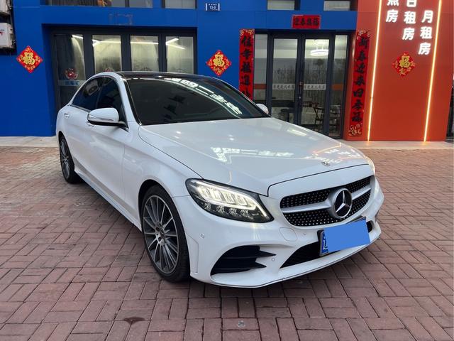 Mercedes-Benz C Class 2019 car image #4