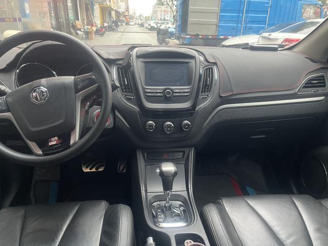 MG 5 2014 car image #4
