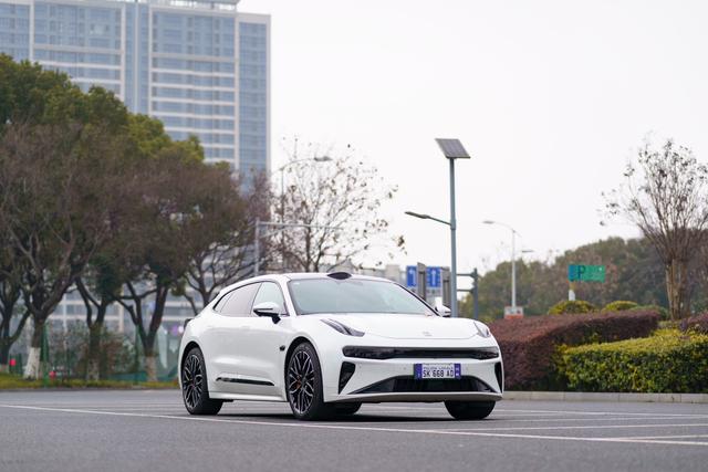 极氪 极氪001 2025 汽车图片 #4