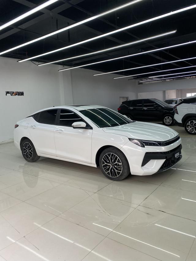 JAC A5 PLUS 2023 car image #4