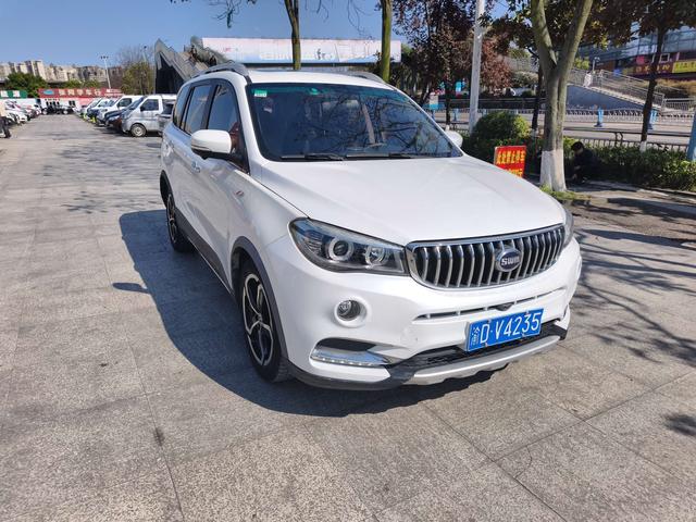 SWM X7 2017 car image #4