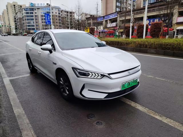 BYD Qin Plus 2022 imagem de carro #4