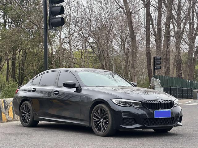 BMW 3 Series 2022 car image #4