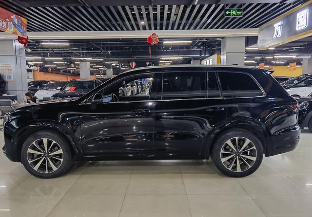 理想汽车 理想ONE 2020 汽车图片 #4